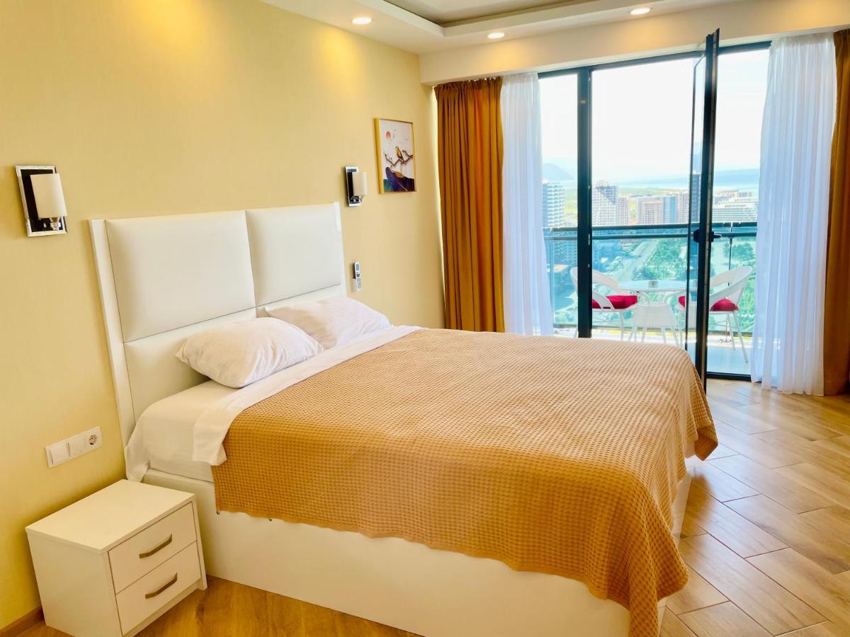 Sea View Apartments Orbi Beach Tower Batumi Exterior photo