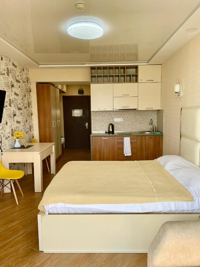 Sea View Apartments Orbi Beach Tower Batumi Exterior photo