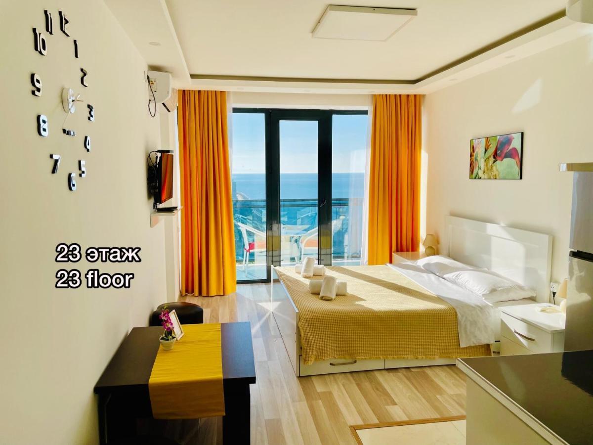 Sea View Apartments Orbi Beach Tower Batumi Exterior photo