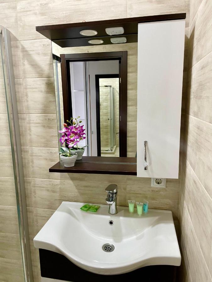 Sea View Apartments Orbi Beach Tower Batumi Exterior photo