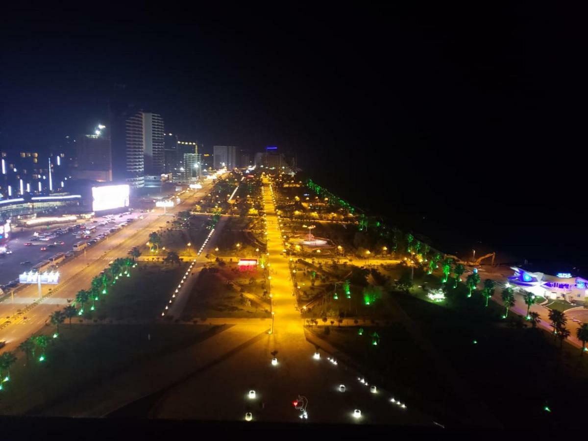 Sea View Apartments Orbi Beach Tower Batumi Exterior photo