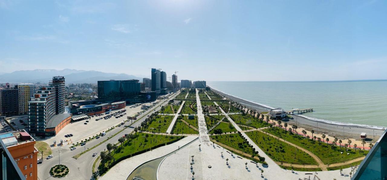Sea View Apartments Orbi Beach Tower Batumi Exterior photo